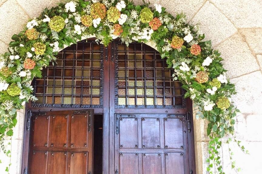 arreglo de puertas de madera en huelva restaura su belleza hoy mismo