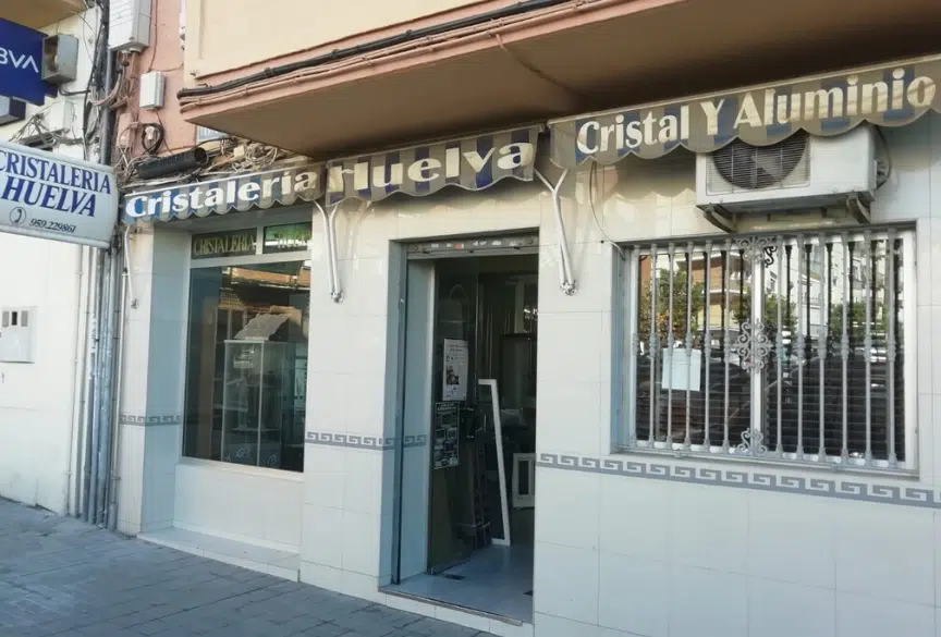 Cristalero Huelva: Servicios de Vidrios y Espejos - ¡Contacta Ya! 10 cristalero huelva servicios de vidrios y espejos contacta ya
