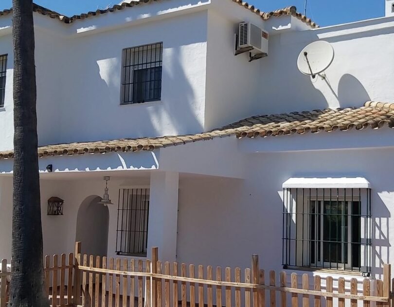 pintar vallas en huelva renueva tu imagen con nuestros servicios